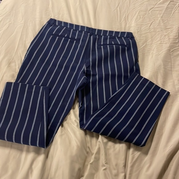 OLD navy blue and white striped Capri pants size 10 - Picture 3 of 7